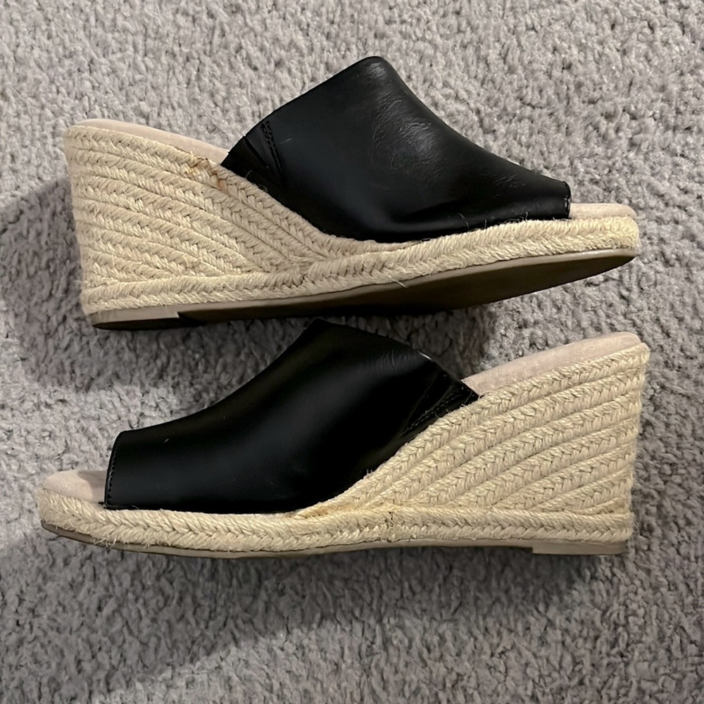 Sonoma Women’s Wedges - Size 10